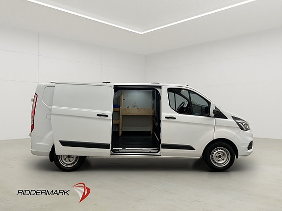 Ford Transit Custom 11 of 30
