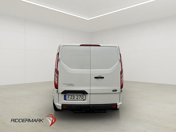 Ford Transit Custom 8 of 30