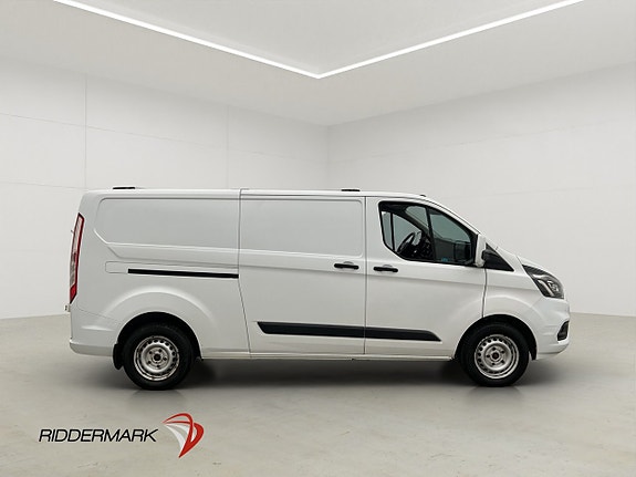 Ford Transit Custom 2 of 30