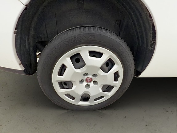 Fiat Doblo 27 of 28