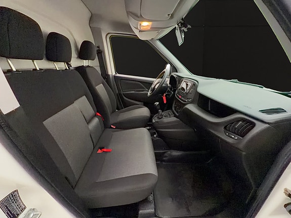 Fiat Doblo 23 of 28