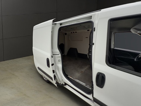 Fiat Doblo 13 of 28