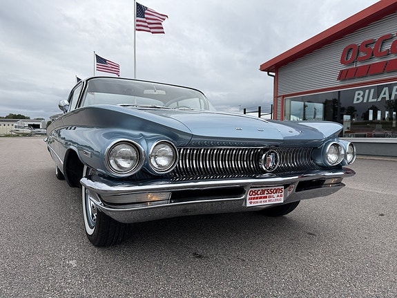 Buick Invicta 11 of 30