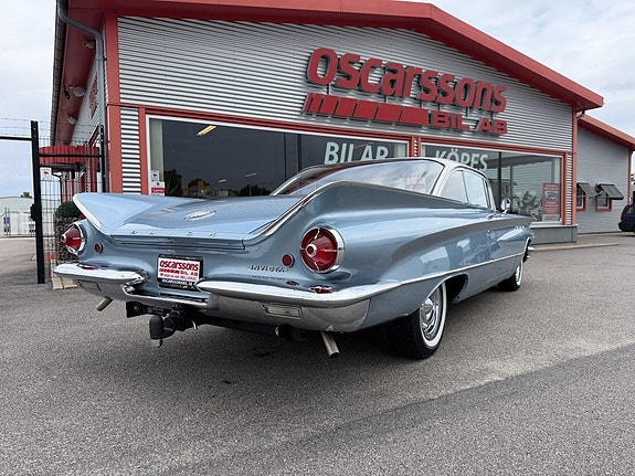 Buick Invicta 9 of 30