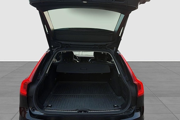 Volvo V90 Cross Country 11 of 11
