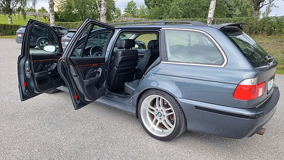 BMW 540i 13 of 27