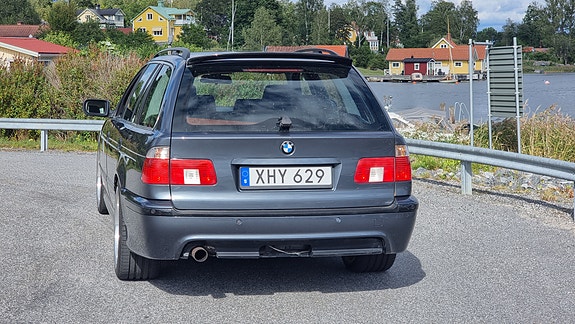 BMW 540i 6 of 27