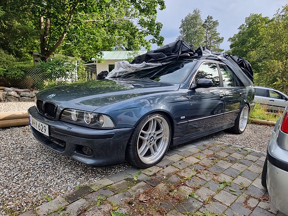 BMW 540i 2 of 27