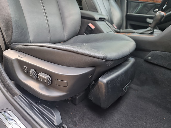 BMW 540i 24 of 27
