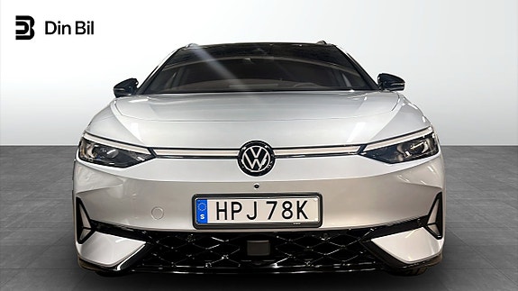 Volkswagen ID.7 4 of 12