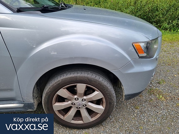 Mitsubishi Outlander 18 of 30