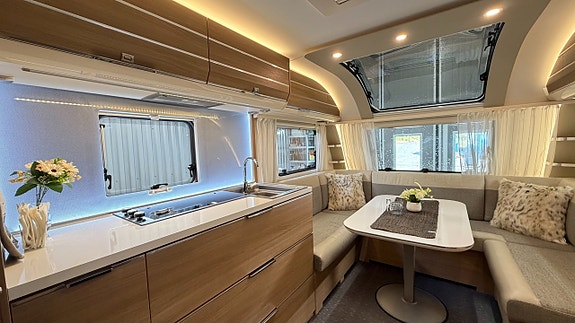 Adria Adora 753UK 4 of 19