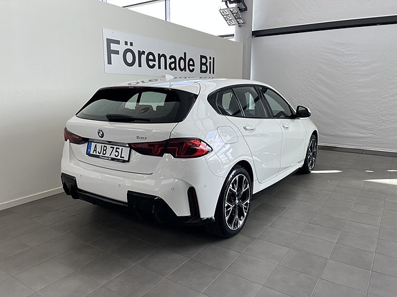 BMW 120 13 of 14