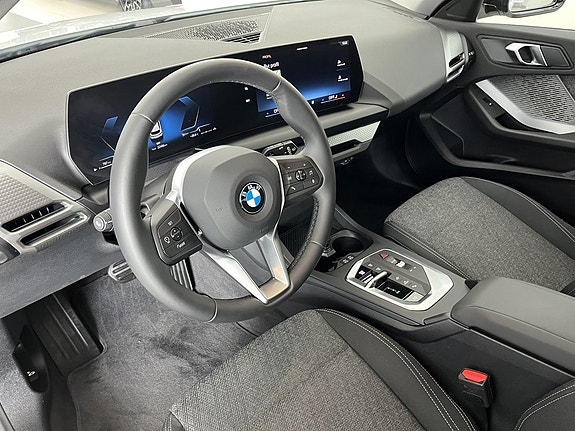 BMW 120 7 of 14