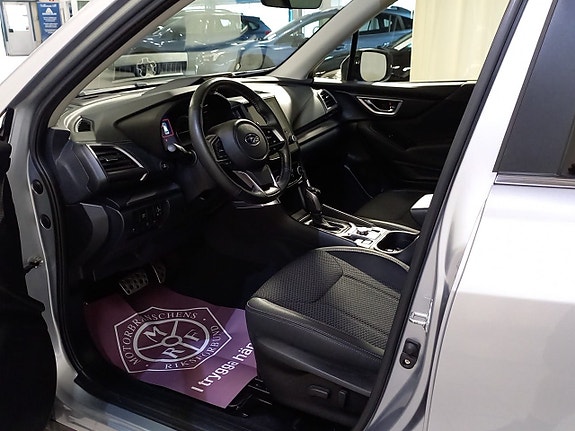 Subaru Forester 9 of 15
