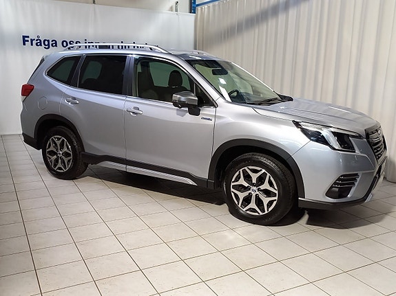 Subaru Forester 2 of 15