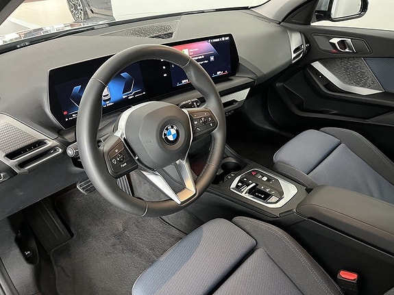 BMW 120 6 of 14