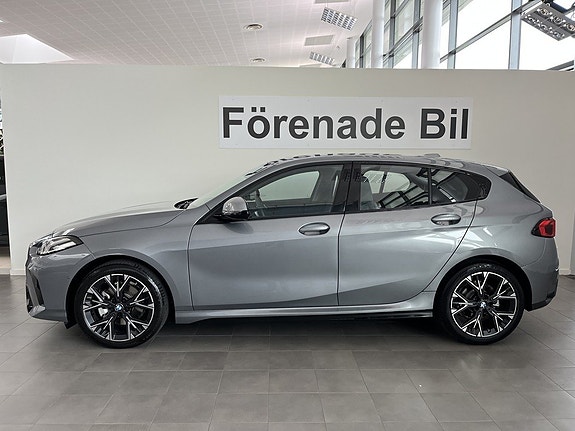 BMW 120 3 of 14