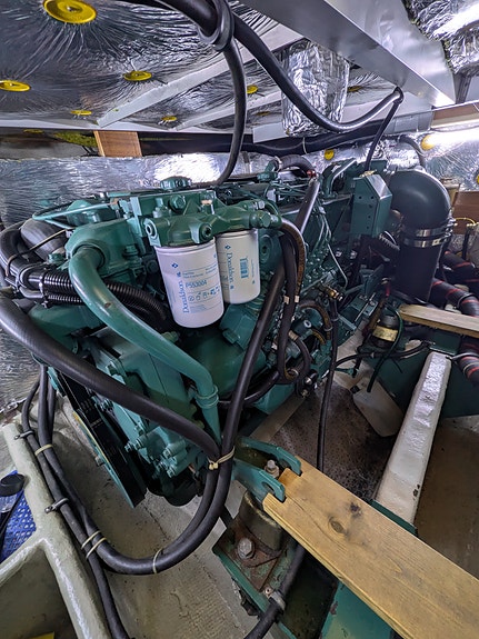 Välvårdad Storebro Royal Cruiser 355 Baltic med flybridge 7 of 22