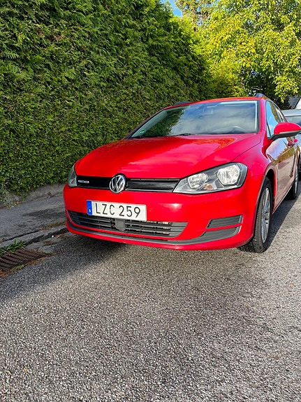 Volkswagen Golf VII 3 of 6