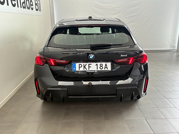 BMW 120 12 of 14