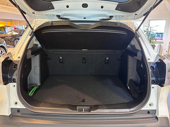 Suzuki S-Cross 17 of 17