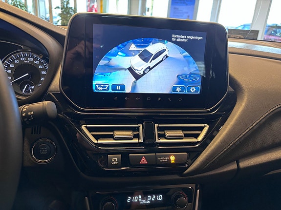 Suzuki S-Cross 14 of 17