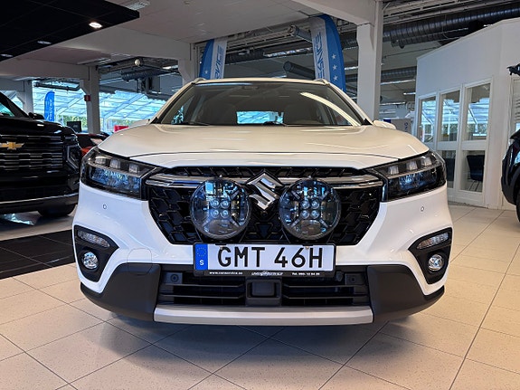 Suzuki S-Cross 6 of 17