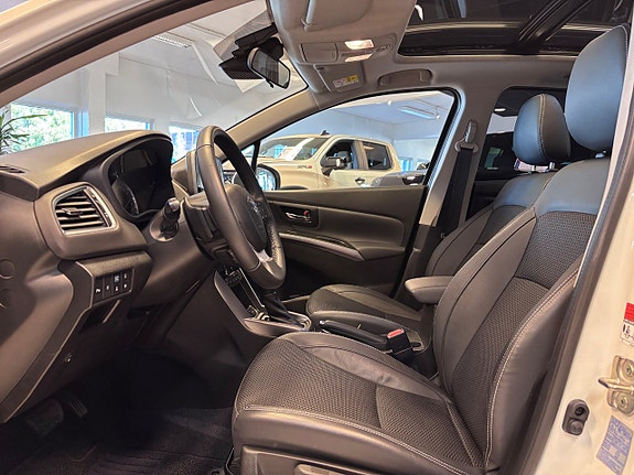Suzuki S-Cross 7 of 17