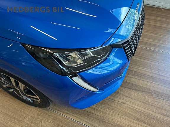 Peugeot 208 13 of 17