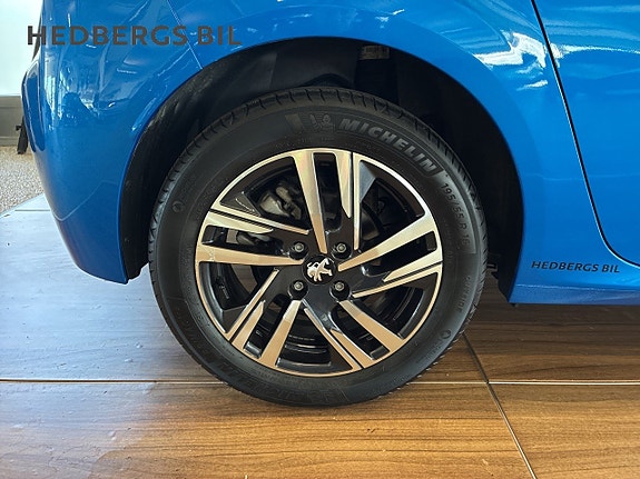 Peugeot 208 12 of 17