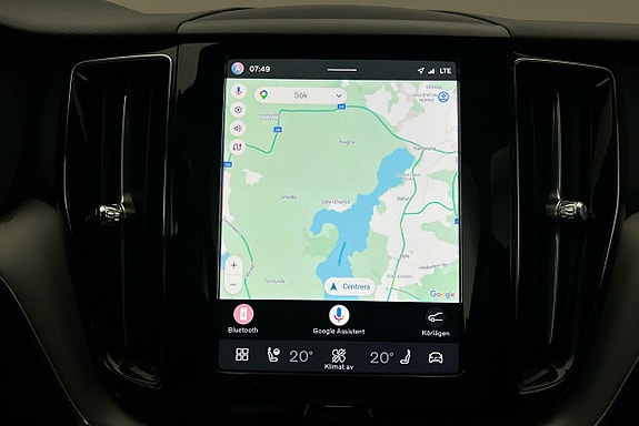 Volvo XC60 8 of 29