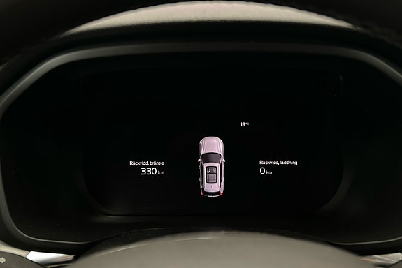 Volvo XC60 7 of 29