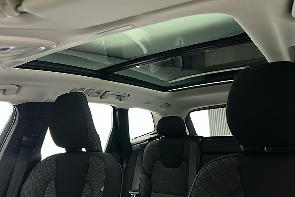 Volvo XC60 20 of 29