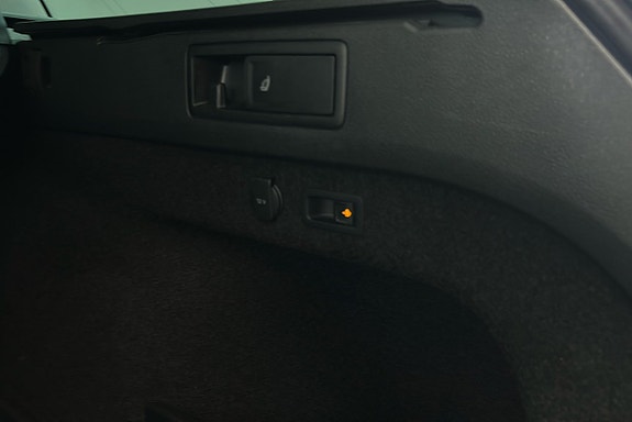Volkswagen Passat 15 of 25