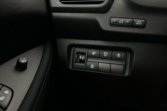 Nissan Leaf 22 of 22