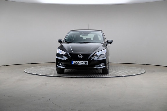Nissan Leaf 3 of 22