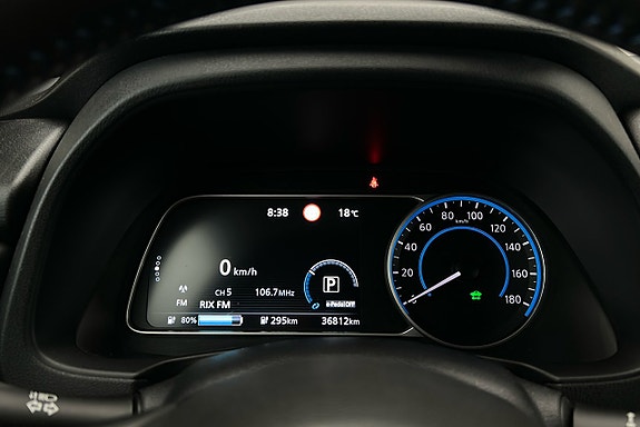 Nissan Leaf 7 of 22