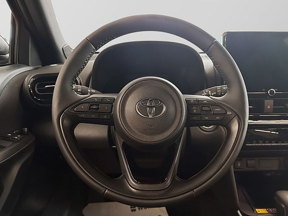 Toyota Yaris Cross 10 of 11