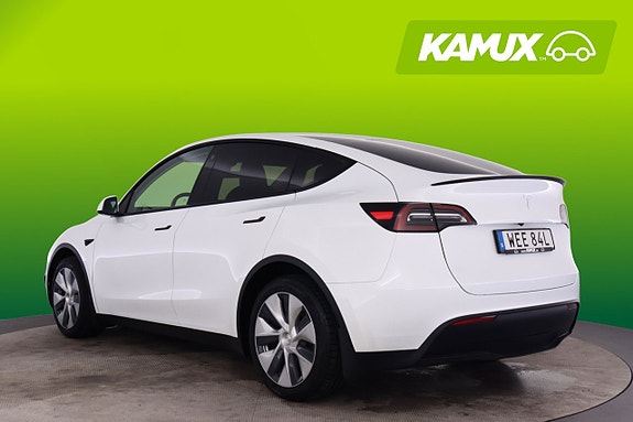Tesla Model Y 5 of 20
