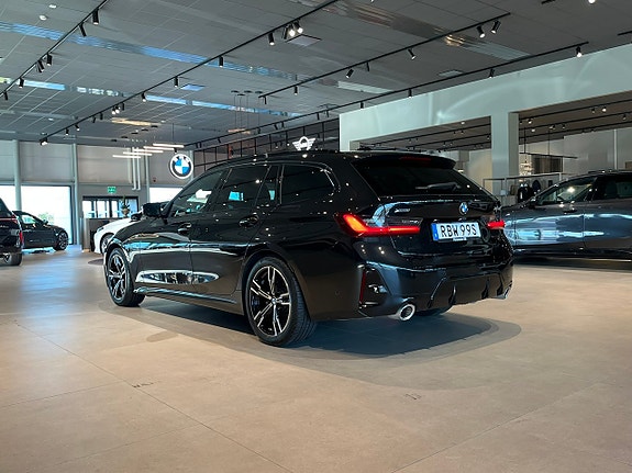 BMW 320d 6 of 19
