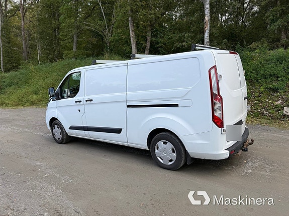 Ford Transit Custom 2 of 12