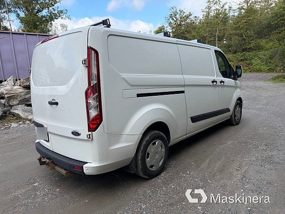 Ford Transit Custom 3 of 12