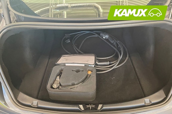 Tesla Model 3 13 of 22