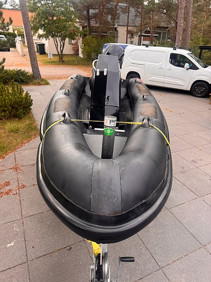 Dahl 18 med Mercury 100 hk och trailer 4 of 7