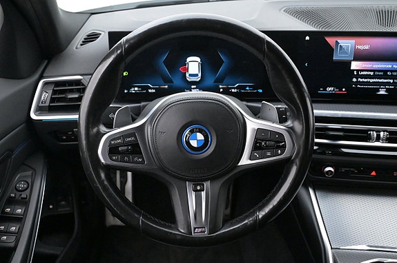 BMW 330e 7 of 27