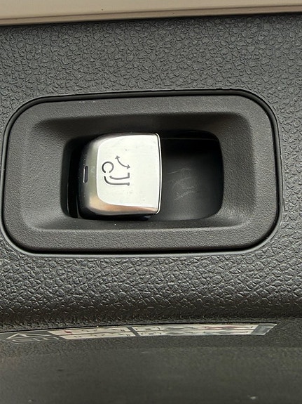 Mercedes-Benz C220 d 10 of 16