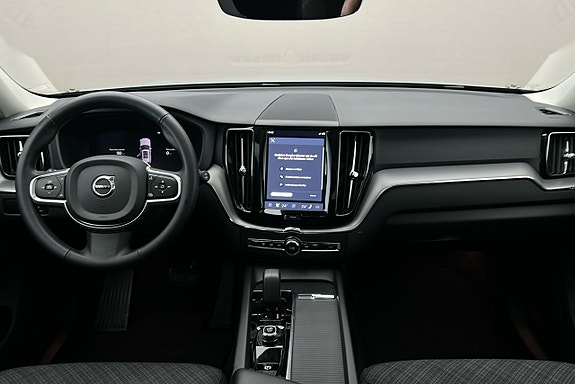 Volvo XC60 3 of 3