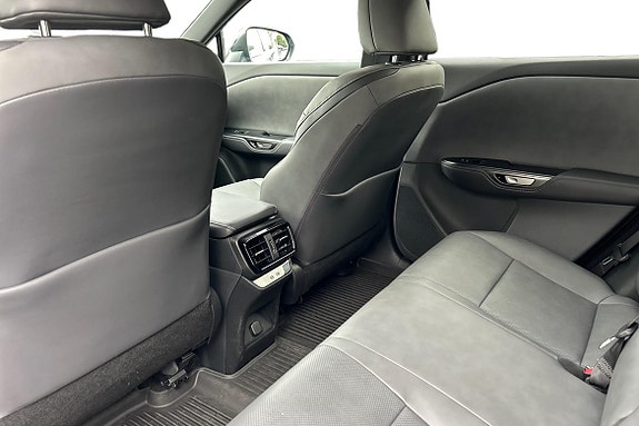 Lexus RZ450e 12 of 20