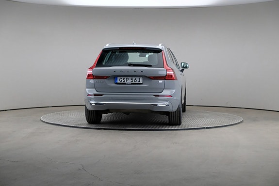 Volvo XC60 2 of 3